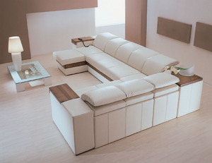 Большой и удобный диван-кровать
