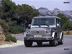 Mercedes-Benz G-klasse любого цвета :)