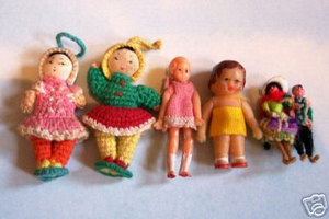 lot of 5 dolls