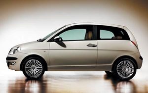 Lancia Ypsilon