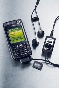 Nokia N70 BLACK MUSIC + карта памяти 1 Гб