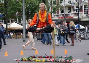 Хочу найти в себе силы и снова пойти на йогу.