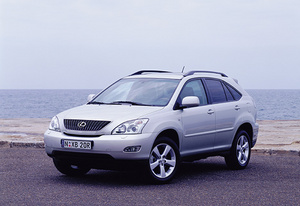 LEXUS
