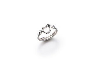 Elsa Peretti® OPEN HEART ring, mini. Sterling silver. Original designs copyrighted by Elsa Peretti. Tiffany & Co.