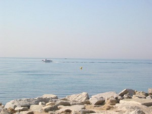 Море