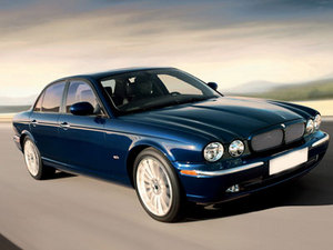 Jaguar NEW XJ / 4.2 Daimler LWB