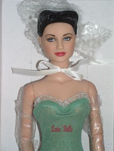 TONNER BASIC OZMOPOLITAN DOLL