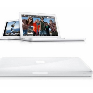 apple macbook white