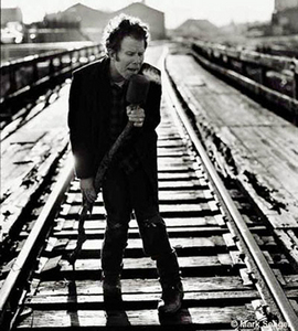 Tom Waits на футболке