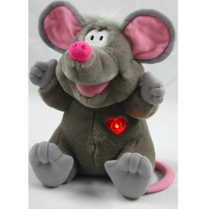 Я хочу маленького плюшевого крысенка, серенького! Как символ наступающего года! Вот!