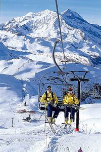 покататься на лыжах в Альпах