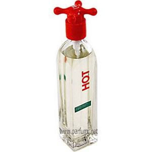 BENETTON Hot Woman