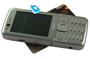 Nokia N82