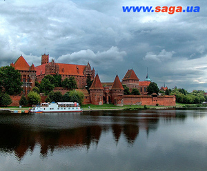 побывать в замке Malbork