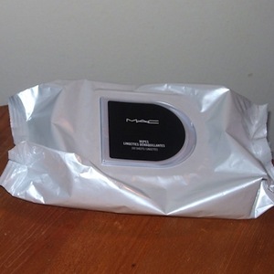 mac make up remover wipes