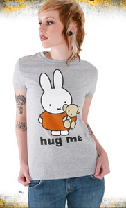 футболка "Hug me"