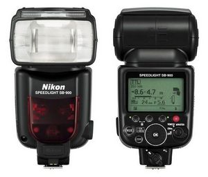 Nikon Speedlight SB-900)