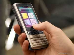 Sony Ericsson G 700