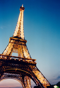 Провести выходные с любимым в Париже!