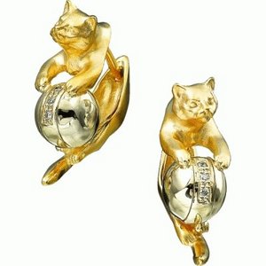 Медальоны с кошками или подвески в форме кошек