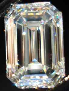 2.02 ct Emerald-Cut H VVS2 GIA-certified