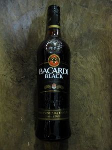 Ром Bacardi Black