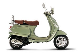 Vespa LXV (50)