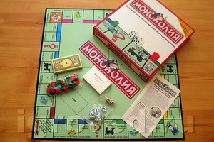 Игры дурацкие, Монополия и т.д.