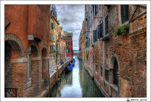 поехать в Венецию