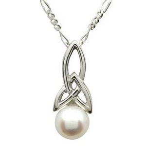 14k Pearl Set Trinity Knot Pendant