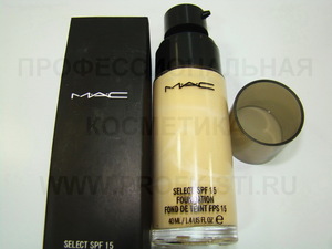 тональник M.A.C. Studio Fix Fluid SPF 15 NC20