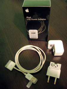 Зарядное устройство Apple USB Power Adapter.