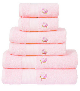розовенькие полотенца для ванны