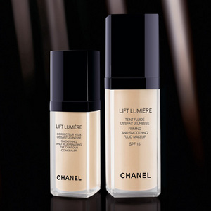 Chanel Lift Lumiere Concealer