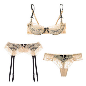 Elle Macpherson Intimates Boudoir