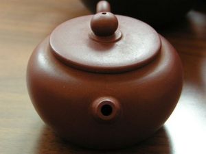 Глиняный чайничек