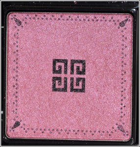 Givenchy Sari Glow Iridescent Blush Maharani pink