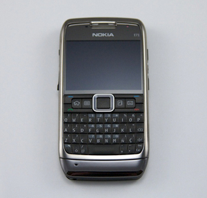 Nokia E71