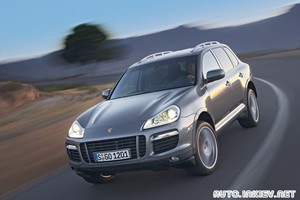 Автомобиль Porsche Cayenne