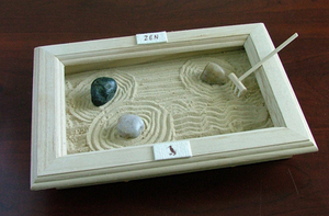 Miniature sand-garden