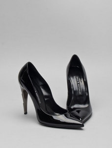 Rock & Republic Elise Pump in Black