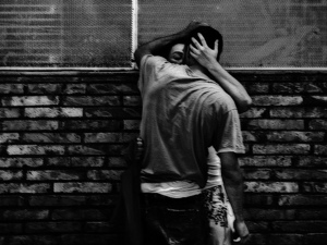 Влюбиться и любить сильно сильно!!!!