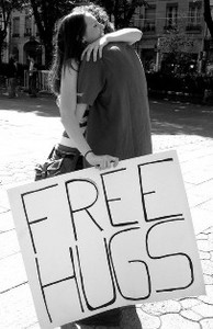 FREE HUGS