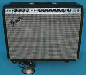 Fender twin reverb amp (silverface)