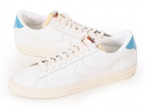 Nike Tennis Classic VNTG