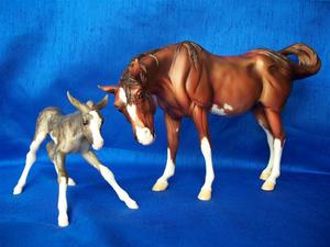 Breyer Color Crazy Arabian Mare and Foal Set