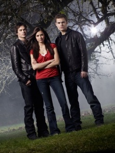 Посмотреть "Vampire Diaries"