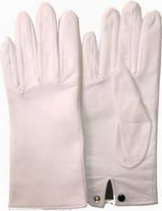 Белые лайковые перчатки