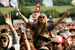 visit glastonbury festival