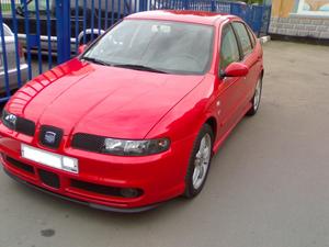 машина Seat Leon